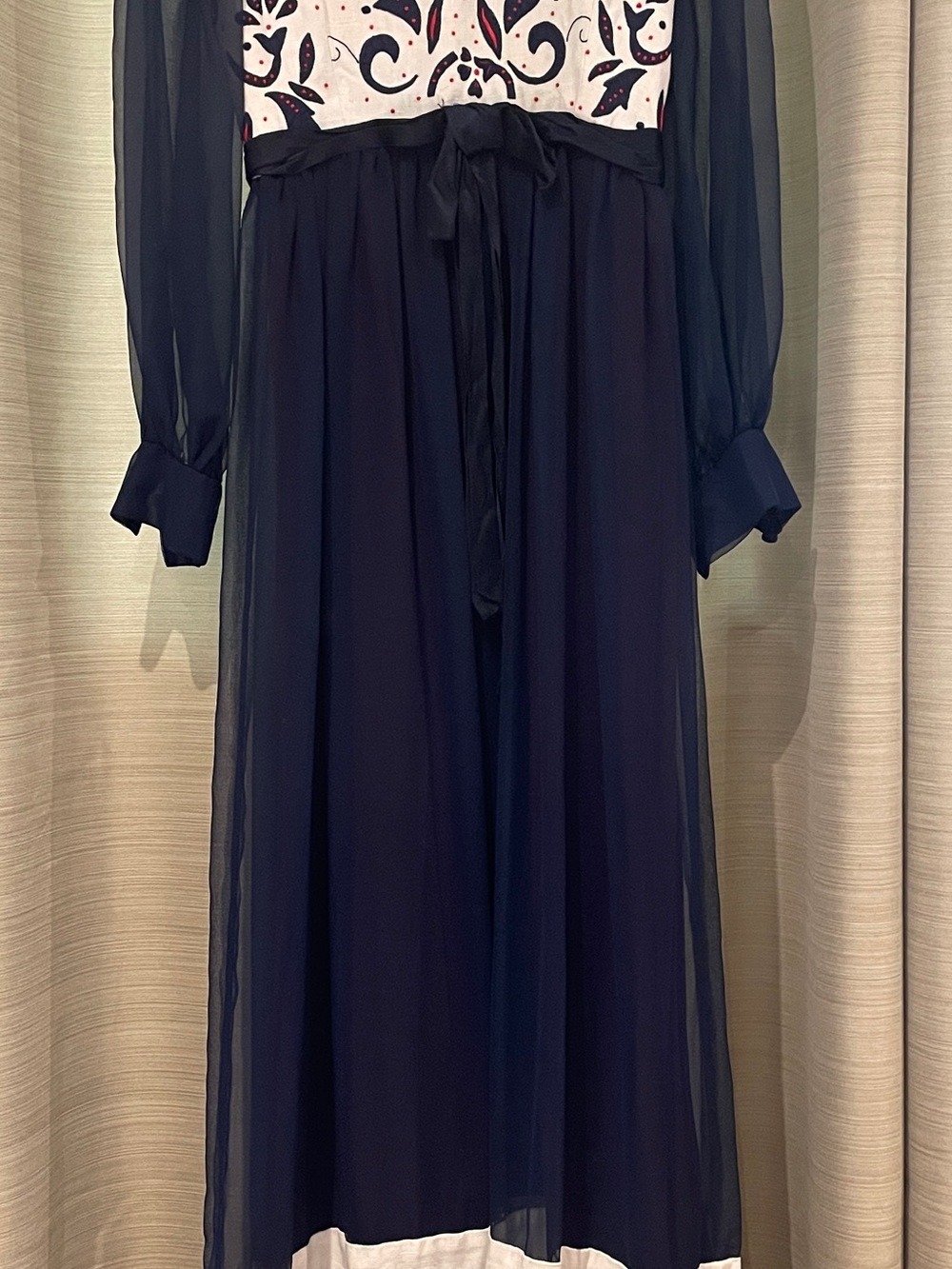 Elegant Navy Long-Sleeve Chiffon Dress with Embroidered Bodice